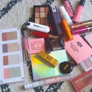 Makeup Bundle - High End   Gently Used, Swatched & New